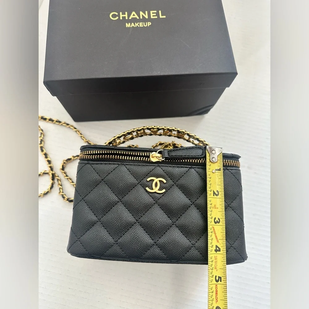 Chanel Makeup Crossbody Bag - Picture 5 of 8